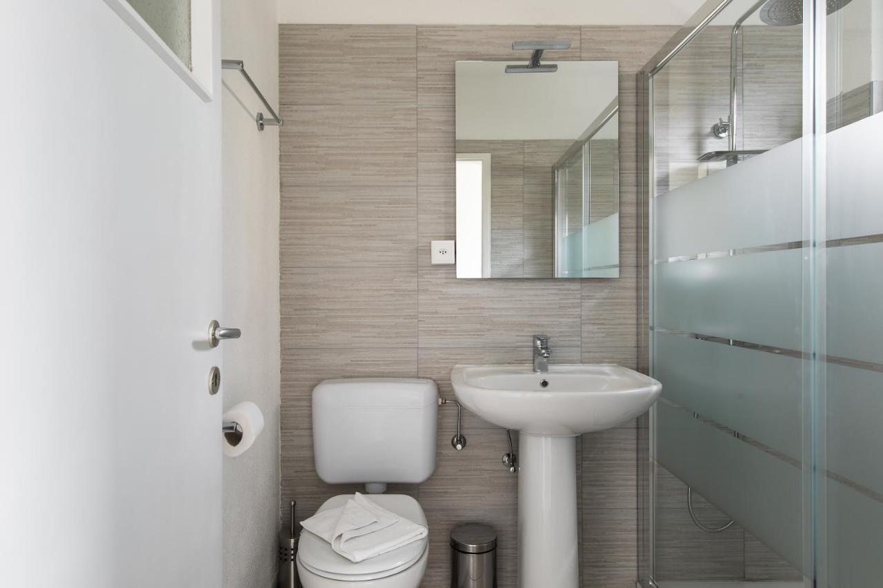 Rose Apartment By Quokka 360 - Refined Two-Bedroom Apartment With Garden Lugano Luaran gambar