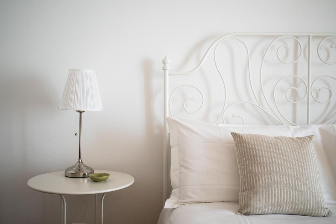 Rose Apartment By Quokka 360 - Refined Two-Bedroom Apartment With Garden Lugano Luaran gambar